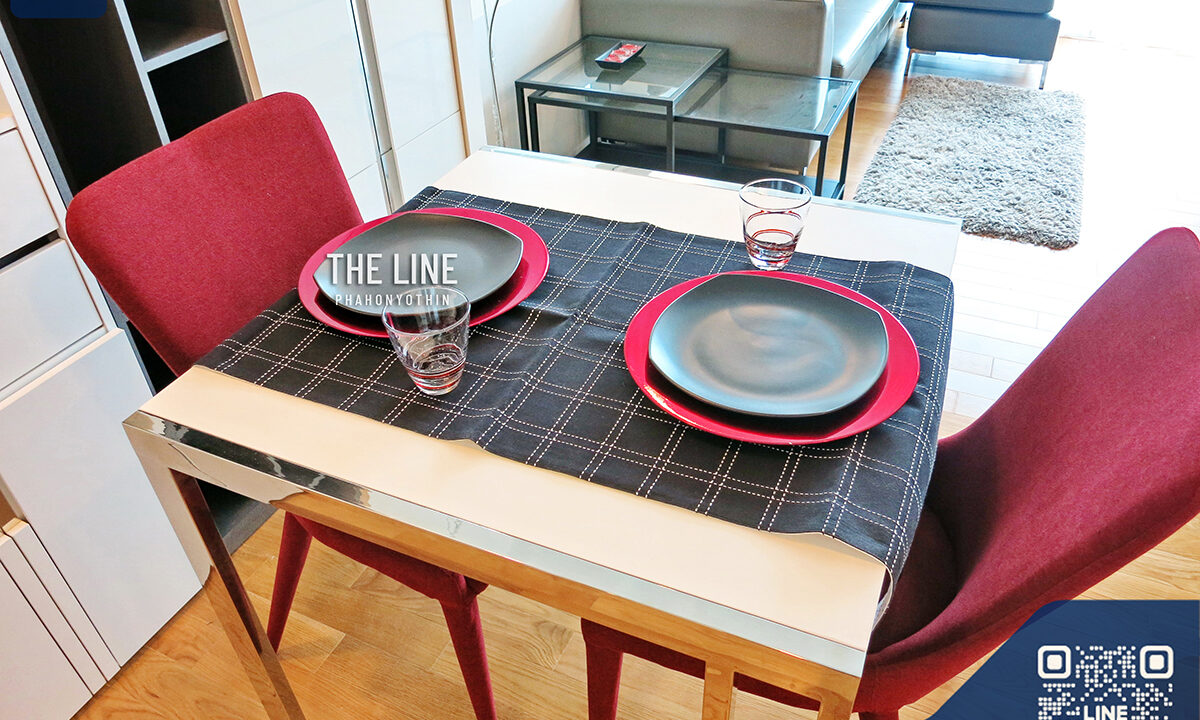 Rent condo Abstract Paholyothin Park Highrise Condominium by BTS